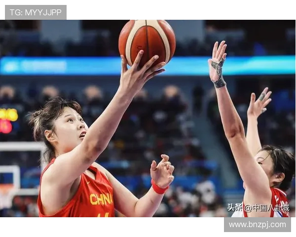 冠军1！李月汝晒照分享夺冠喜悦：感激这段旅程下赛季见！